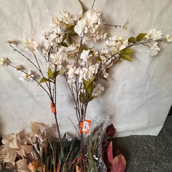 Ashland Harvest Floral Picks with Sunflowers and Hydrangeas Huge Lot - Picture 5 of 7